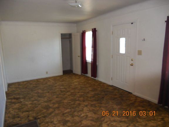 4th image of 2305 6th Ave N