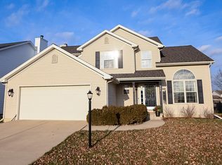 306 Buttercup Dr, Savoy, IL 61874