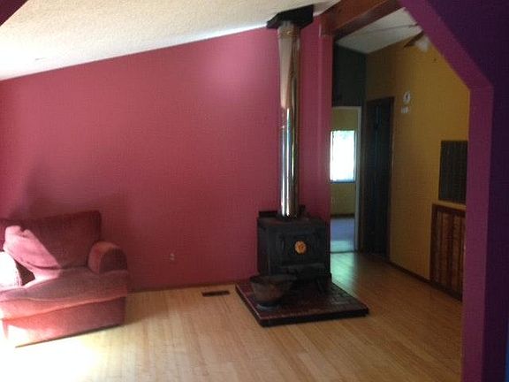 conversation and reading area