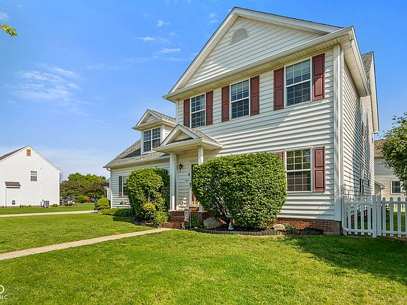 2nd image of 10480 Watkins Dr