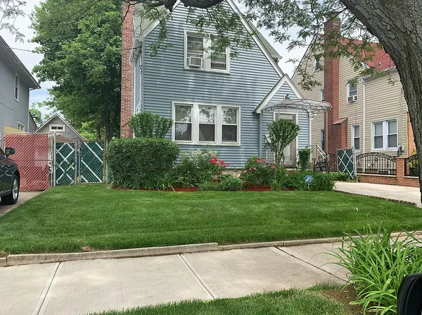 13916 224th St, Springfield Gardens, NY 11413