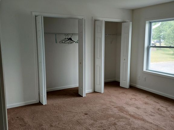 5th image of 14-16 Quincy Stowell Ct