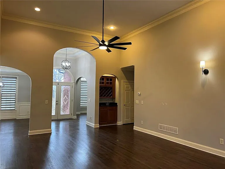 2476 Sewell Mill Rd — Photo 9