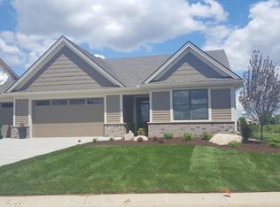 2246 Centurion Ct NE, Rochester, MN 55906