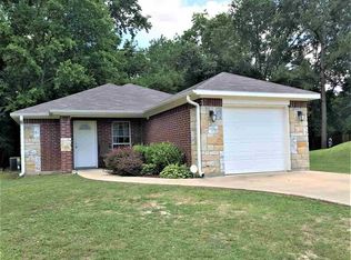 615 Therese Ct, Mount Pleasant, TX 75455