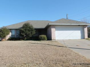 1825 Adrian Ave, Wichita Falls, TX 76306