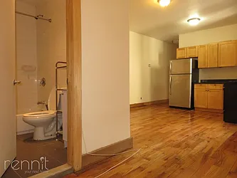 Rented by Rennit Inc.