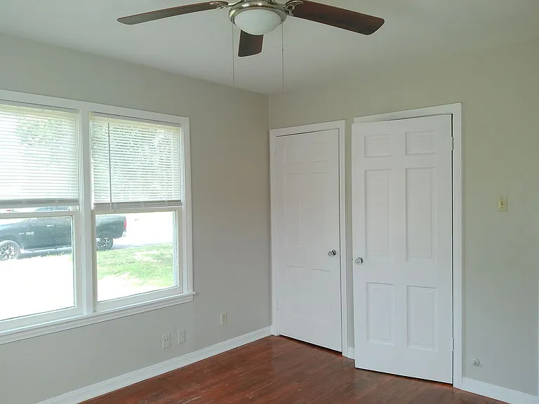 3510 Austin St — Photo 15