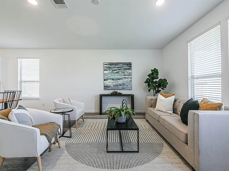 3075 Clydesdale Dr — Photo 6
