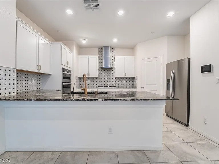2479 Bellinzona Pl — Photo 4