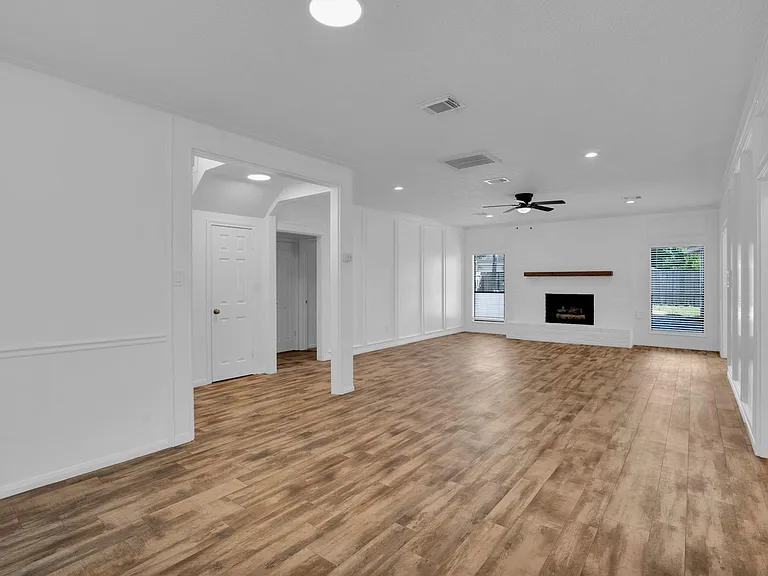 12411 Exbury Ct — Photo 9