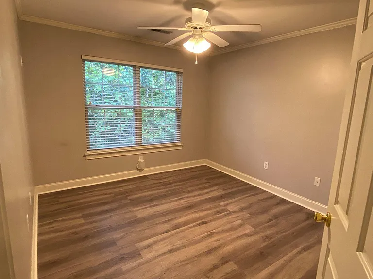 1545 Ashley River Rd #Q — Photo 14