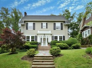 12 Collinwood Rd, Maplewood, NJ 07040