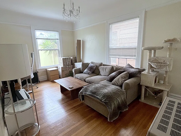 339 Waller St #1 — Photo 3