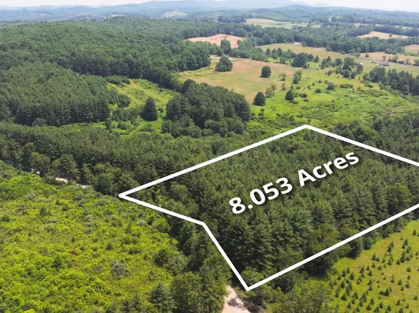 4 Merifield Rd NW, Willis, VA 24380