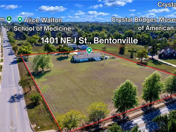 1401 NE J St #2 & 3, Bentonville, AR 72712