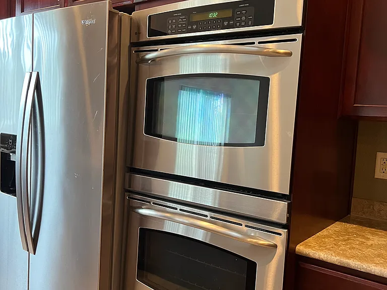 Double wall ovens