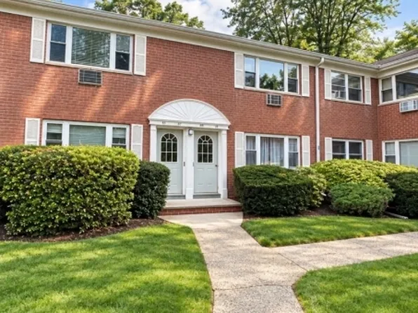 67 Manchester Ct #67, Wayne, NJ 07470