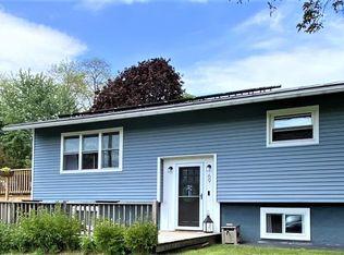 69 Richardson Rd, Barre, VT 05641