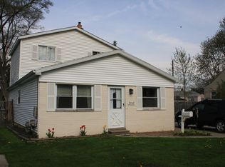 25541 Ford St, Roseville, MI