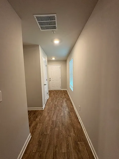 806 Carlton Pointe Drive - 1 — Photo 2