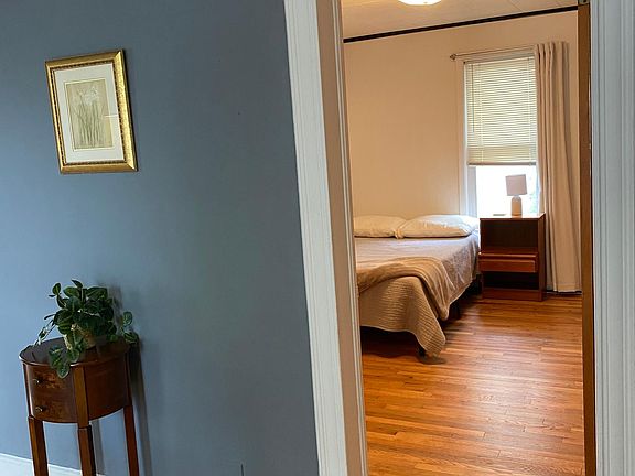 5th image of 4 Genesee Ave #2