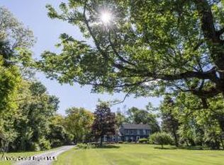 136 Rombout Rd, Pleasant Valley, NY 12569