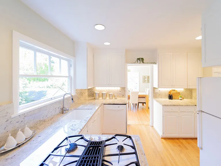 2840 SW Fern St — Photo 17