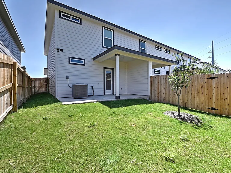 11318 Clearmine St — Photo 47