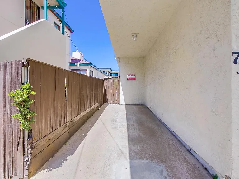 737 Jamaica Ct #1 — Photo 21