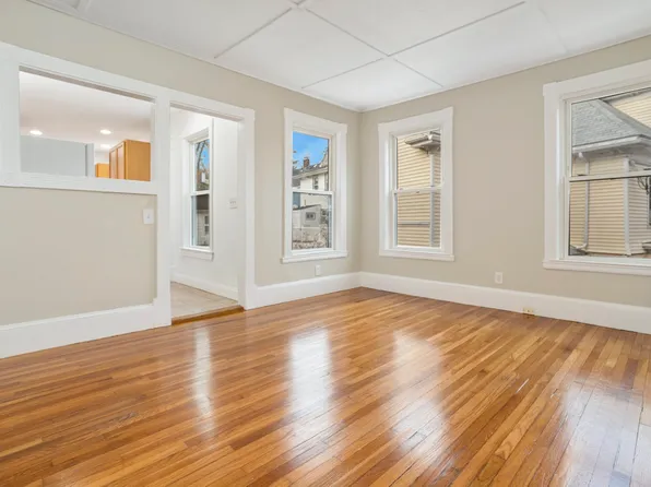 54 Las Casas St #2, Malden, MA 02148