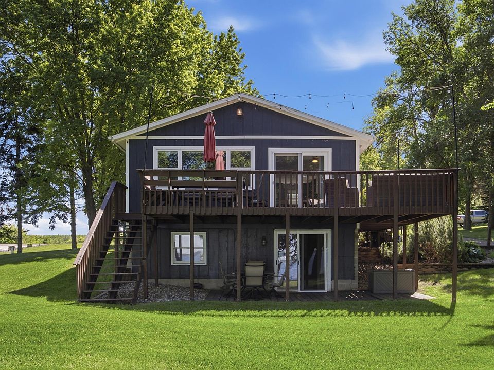 1st image of 43085 Lida View Ln