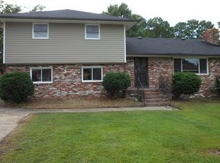 1409 Spring Rd, Chesapeake, VA 23321