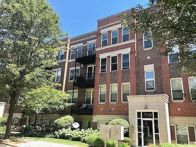 1st image of 1215 N Orleans St APT 403