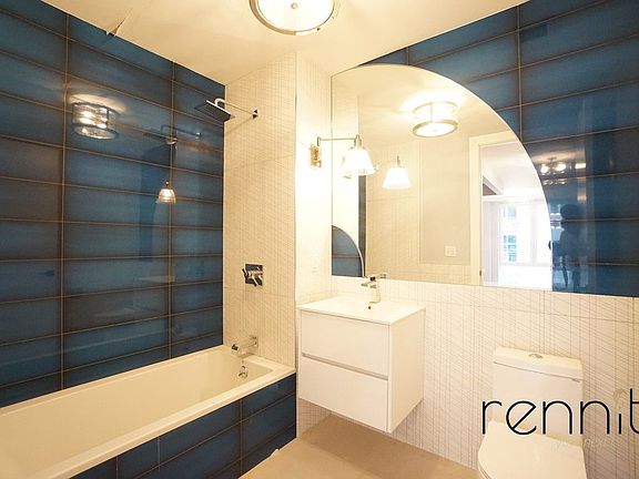 4th image of 37 Ainslie St #14G