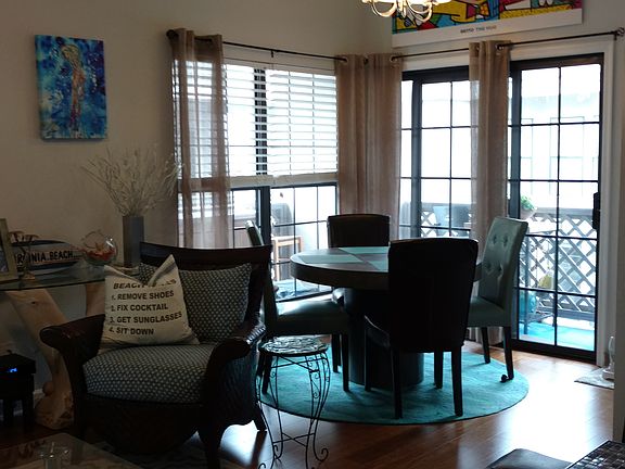 4th image of 407 Harbour Pt APT 304