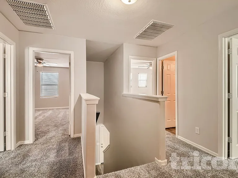 227 W Watson Ct — Photo 18