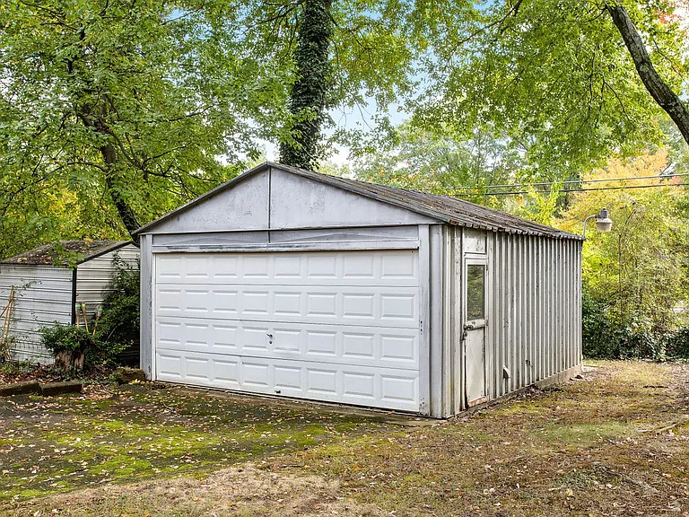 1301 Orchard Rd — Photo 34