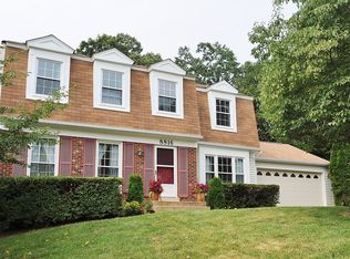 8816 Shadowlake Way, Springfield, VA 22153