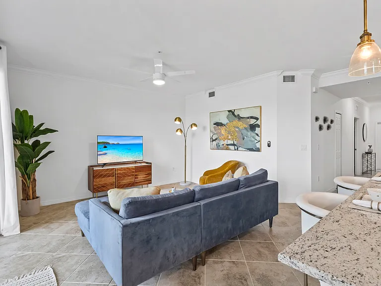 43051 Greenway Blvd #816 — Photo 3