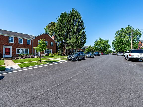 2nd image of 1565 Dellsway Rd