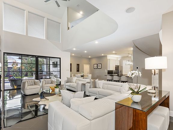 4th image of 2231 Clearspring Dr N