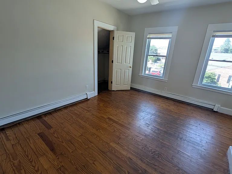 60 W Central St #3 — Photo 8