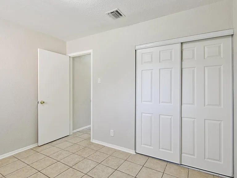 1314 Bitterlake — Photo 15