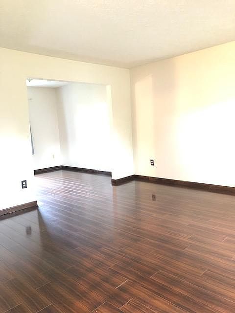 1st image of 3699 Harborough Dr