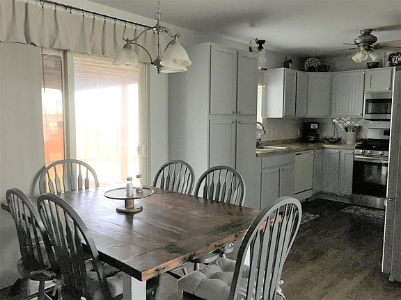 4th image of 710 N Katie Ln