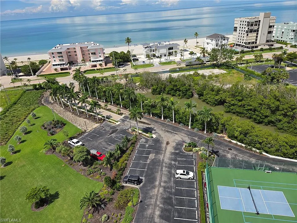 26235 Hickory Blvd #9A