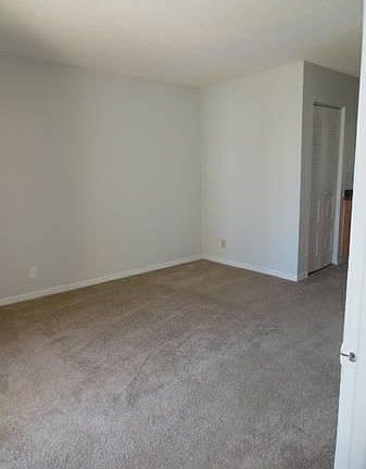 5th image of 708 Executive Center Dr APT 112