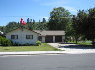 2002 Cedar St, Colfax, WA 99111