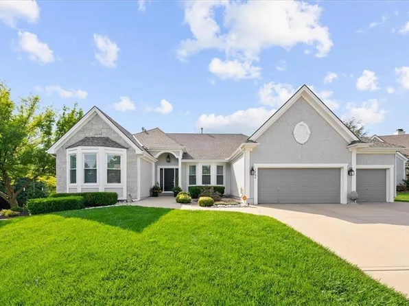 14196 S Acuff St, Olathe, KS 66062